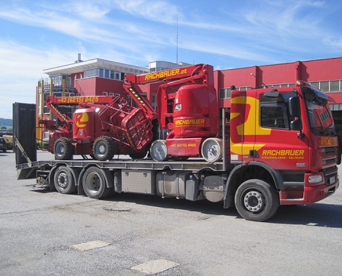 Elektro Rachbauer GmbH - Straßwalchen - Salzburg - Ihr starker Partner! - Bühne Gelenk Elektro - Motorwagen für Arbeitsbühnen Transport - Elektro Gelenk-Steiger