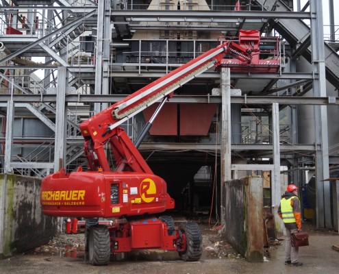 Rachbauer GmbH - Straßwalchen - Salzburg - Teleskopsteiger mieten - Teleskoparbeitsbühne