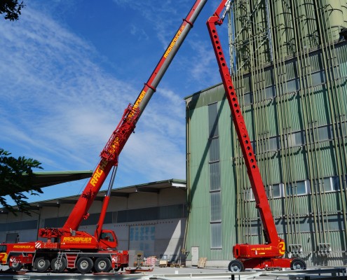 Rachbauer GmbH - Straßwalchen - Salzburg - 220 Tonnen Autokran - 43 meter Gelenkteleskoparbeitsbühne